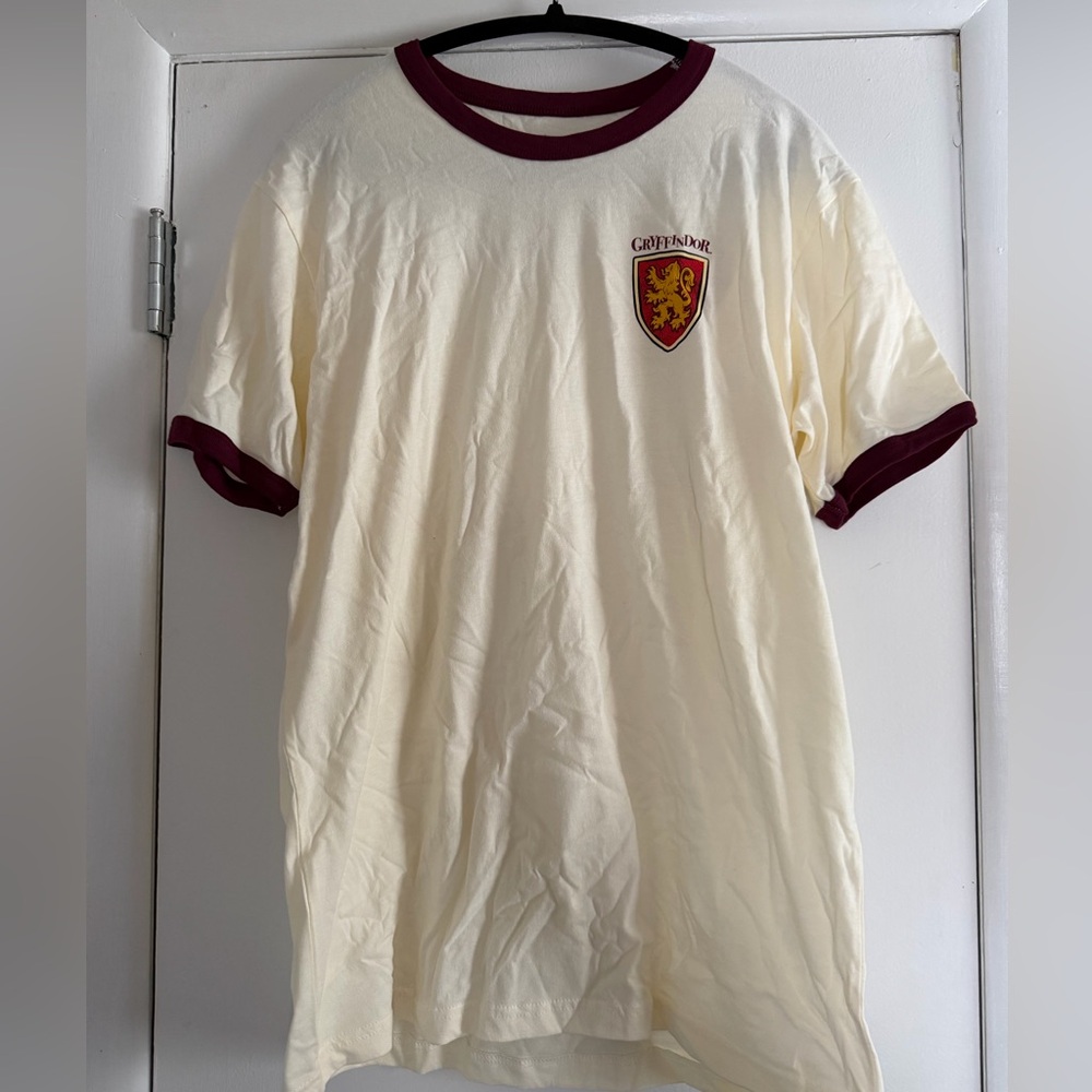 Harry Potter Gryffindor Crest T-Shirt with Maroon Trim